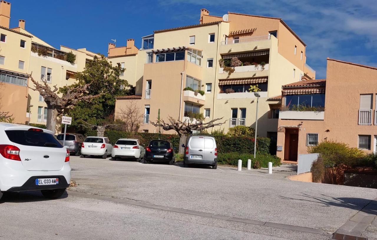 Les Roches Bleues Apartment Le Pradet Bagian luar foto
